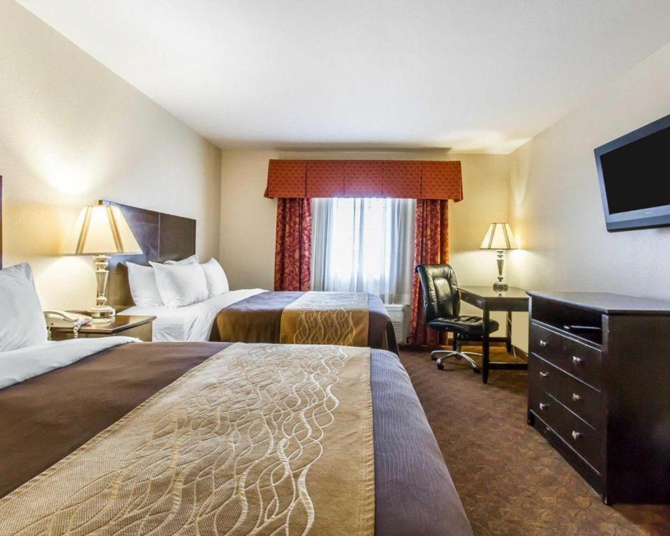 Comfort Inn & Suites Atoka Экстерьер фото