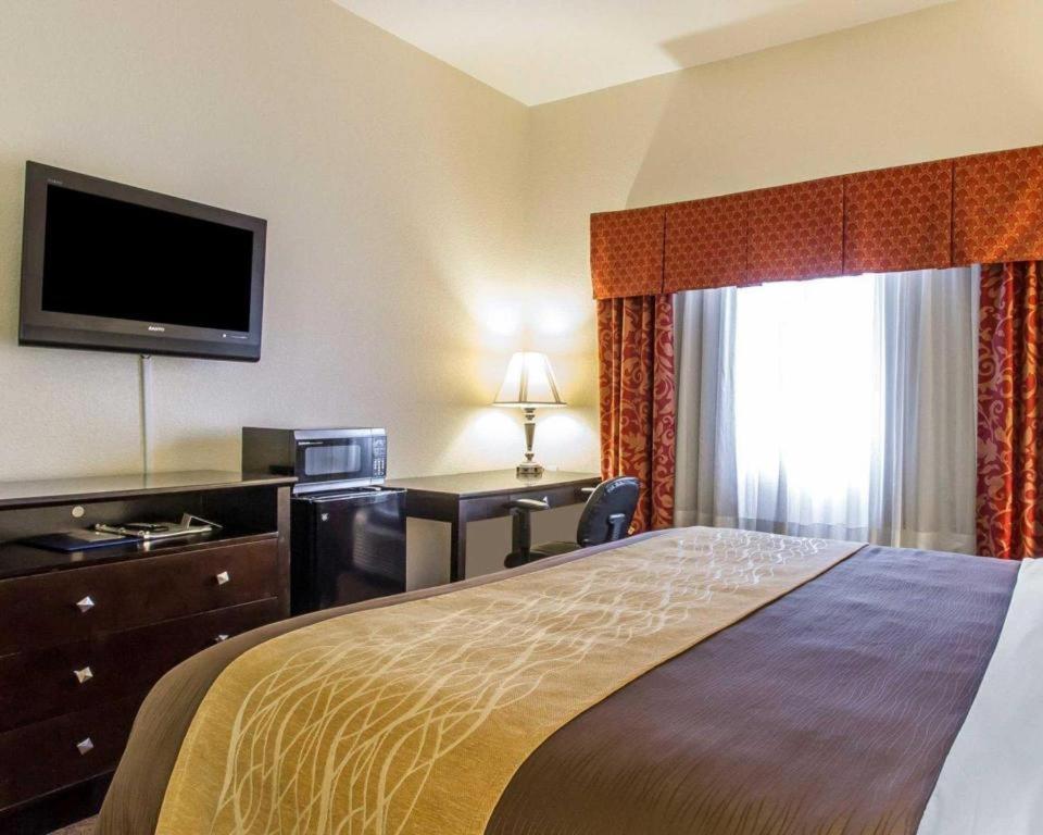 Comfort Inn & Suites Atoka Экстерьер фото