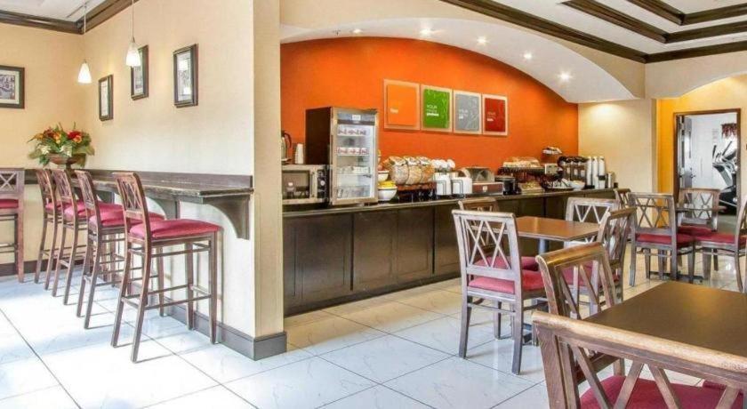 Comfort Inn & Suites Atoka Экстерьер фото